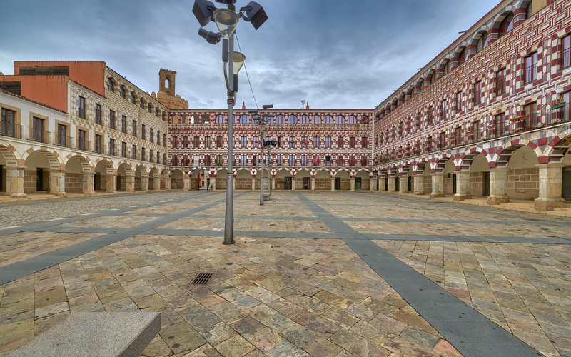 La UNED y la Universidad Popular de Badajoz compartirán las instalaciones de la Plaza Alta
