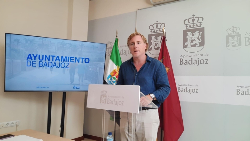 El alcalde de Badajoz hace un balance 'muy positivo' de este año que pone las bases para un nuevo modelo de ciudad