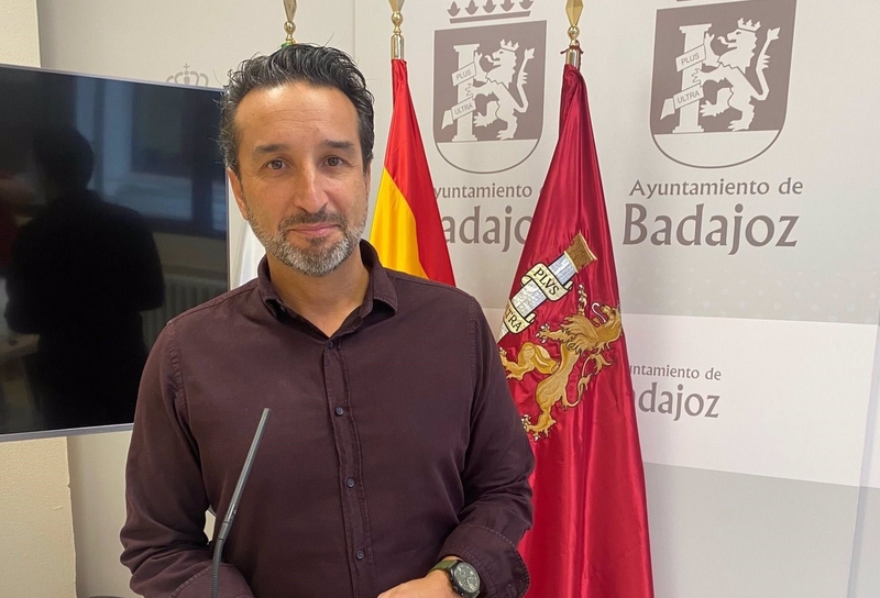 El PSOE acusa a Galea de mentir sobre los motivos para denegar el título internacional a la Semana Santa de Badajoz