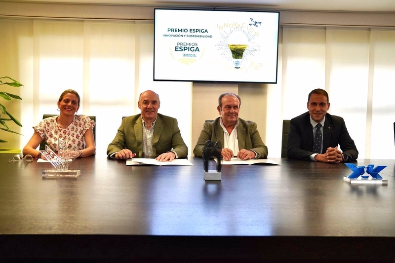 Caja Rural de Extremadura y la Cámara de Comercio de Badajoz ponen en marcha unos Premios de Innovación y Sostenibilidad