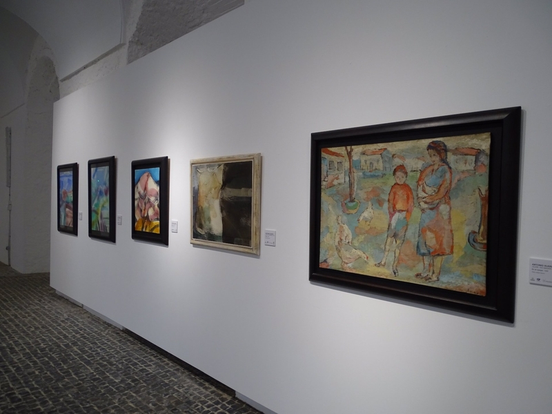 La Sala Vaquero Poblador de Badajoz en el Hospital Centro Vivo expone obras de la generación de artistas 'Grupo El Paso'