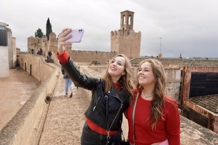 Los monumentos de Badajoz adaptan su visita al horario de invierno