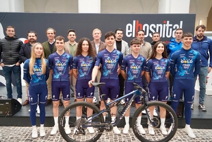 La Junta refuerza su apoyo al ciclismo extremeño a través del Kazajoz Team