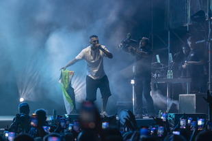 Morad revoluciona Alcazaba Festival en una noche con la vista puesta en la final del Mundial